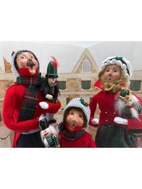 Byers' Choice Carolers - Nutcracker Man, Woman & Boy 2023